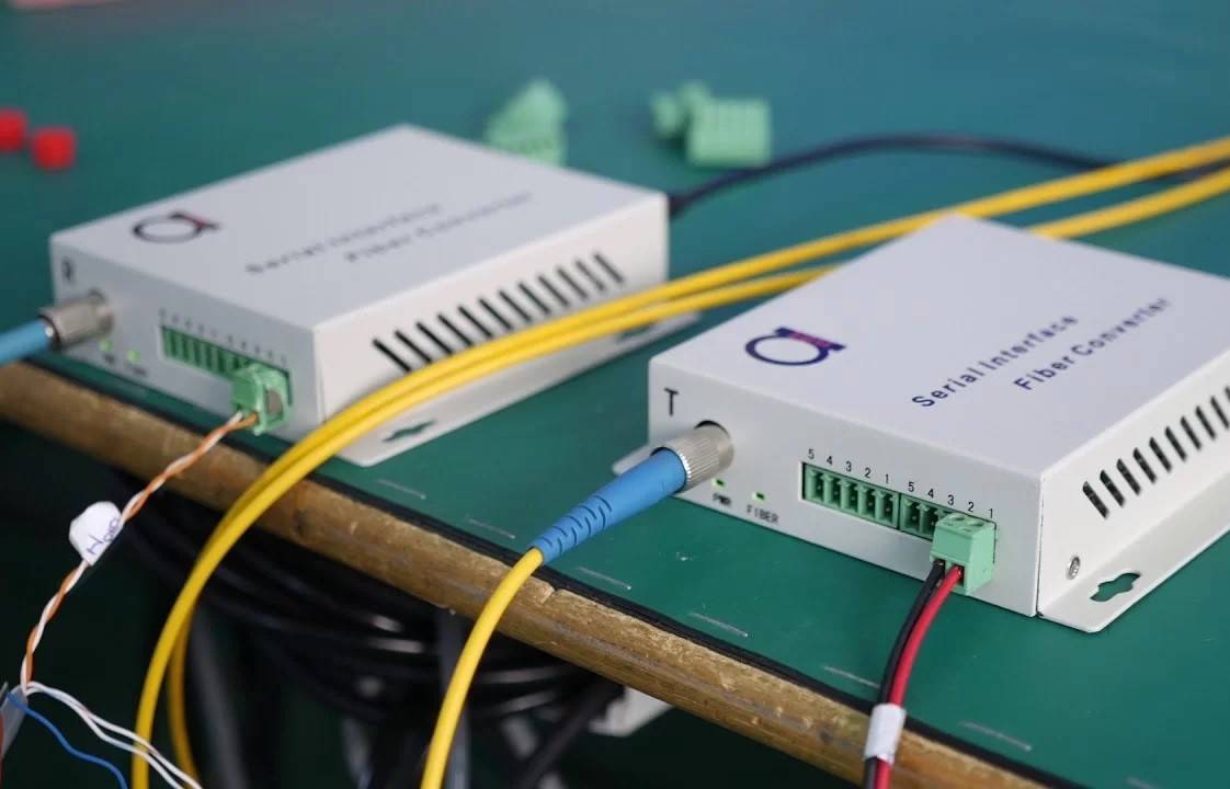 مودم فیبر نوری چیست؟