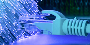 مقایسه اینترنت فیبر و DSL