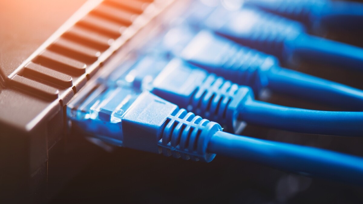 سیر تکاملی شبکه از اینترنت Dial-up تا 5G / عکس مربوط به اینترنت پهن باند